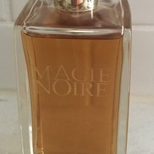 🔹Lancôme Magie Noire